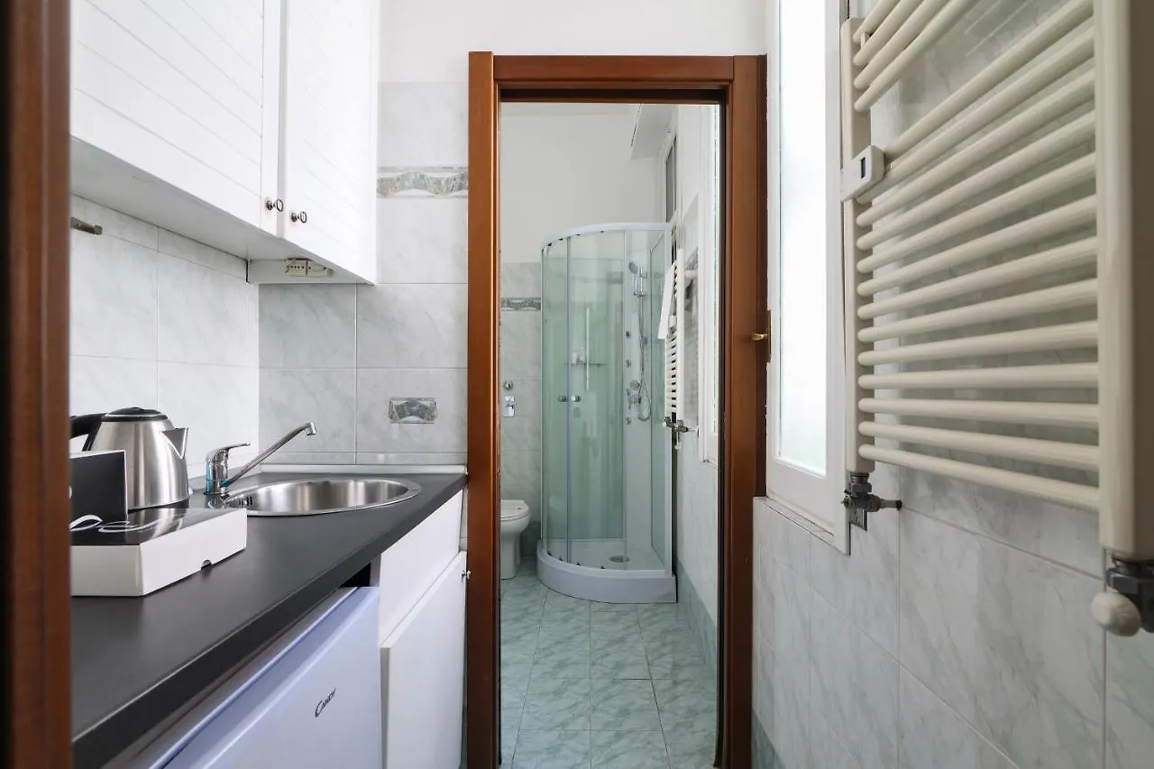 Apartament Prestige Boutique Homes - Duomo 2 Mediolan